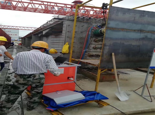 智能张拉设备使用现场